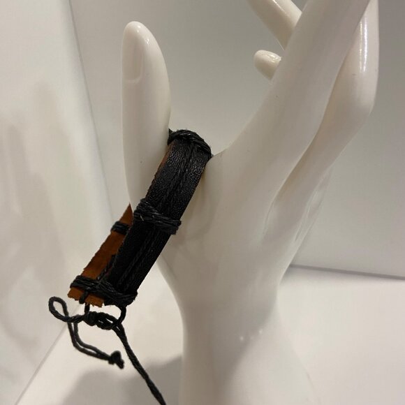 Handmade Leather & Cord Bracelet With Metal Tribal Sun Pendant Adjustable F - Picture 6 of 8